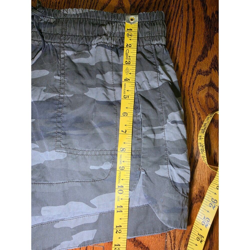 Express Camo Drawstring Shorts Size Small - Picture 4 of 8